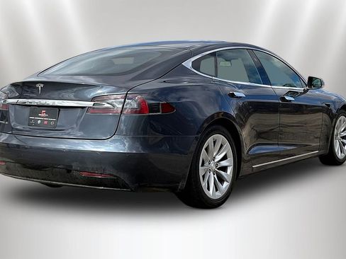 Used 2016 Tesla Model S 60 image 6