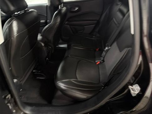 Used 2018 Jeep Compass Latitude w/ Popular Equipment Group AWD/4WD image 13