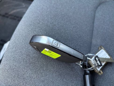 Used 2025 Kia K4 FWD image 28