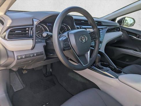Used 2020 Toyota Camry LE FWD image 10