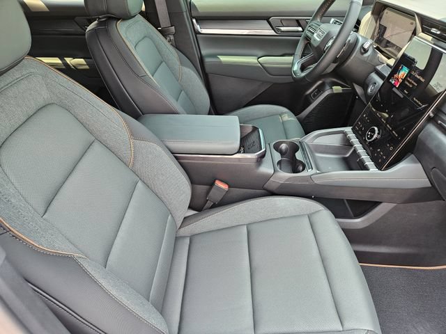 New 2026 GMC Terrain AT4 w/ Technology Package II AWD/4WD image 11