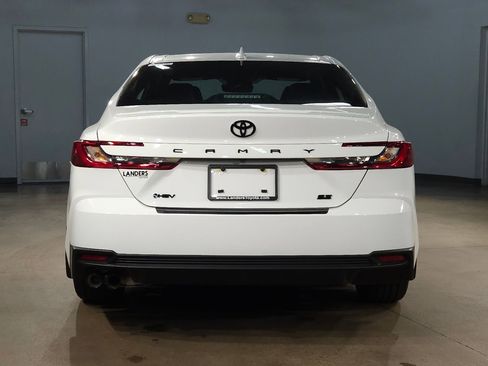 New 2026 Toyota Camry SE FWD image 6