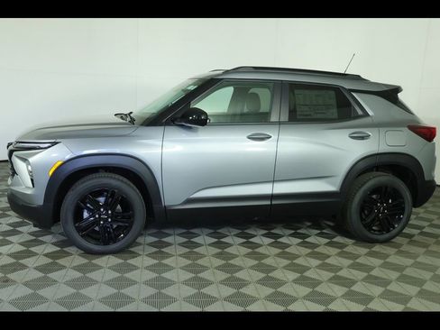 New 2026 Chevrolet TrailBlazer LT AWD/4WD image 12