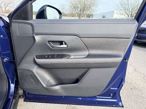 New 2026 Nissan Kicks SV image 8