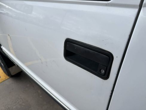 Used 1999 Chevrolet Silverado 2500 4x4 Regular Cab w/ Comfort & Convenience Pkg image 9
