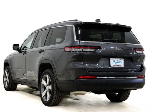 Used 2022 Jeep Grand Cherokee L Limited w/ Luxury Tech Group II image 9