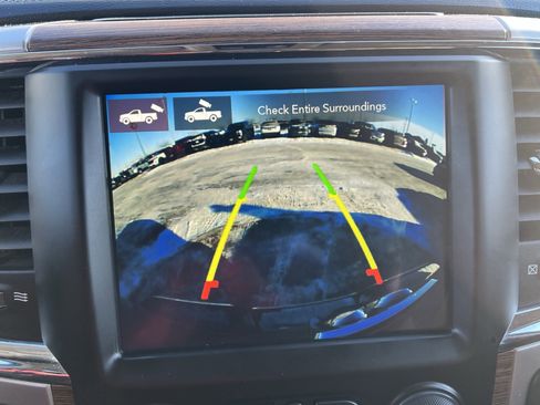 Used 2018 RAM 2500 Laramie w/ Snow Chief Group image 23