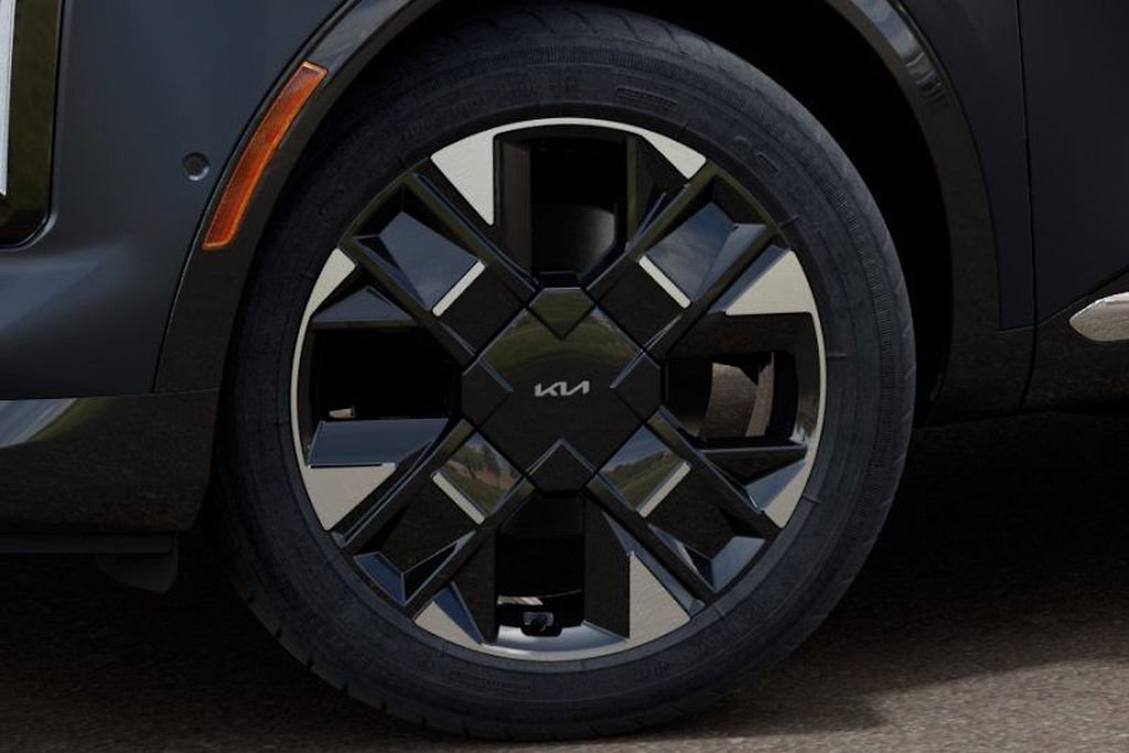 New 2026 Kia Sportage SX FWD image 10