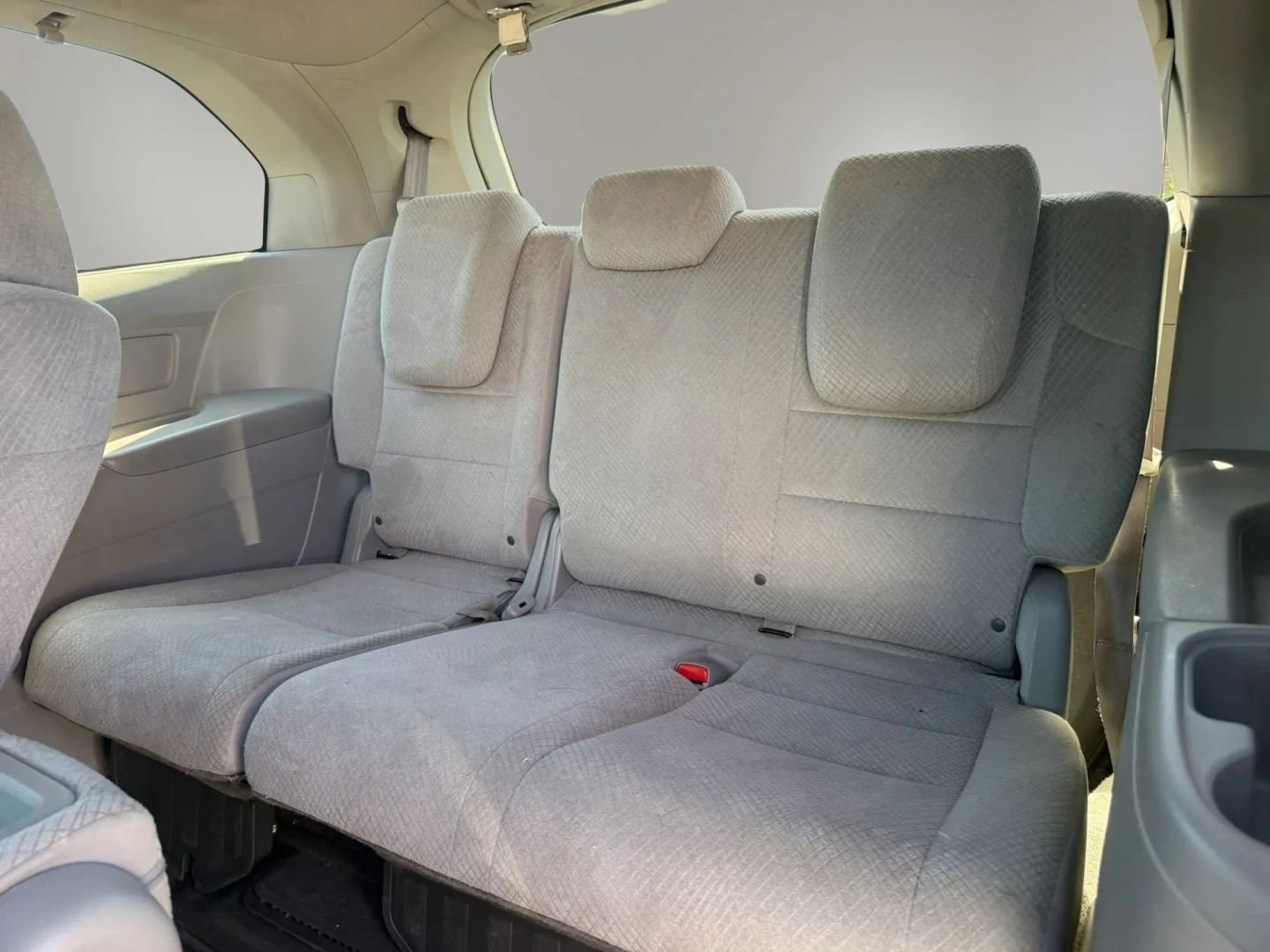 Used 2016 Honda Odyssey SE image 13