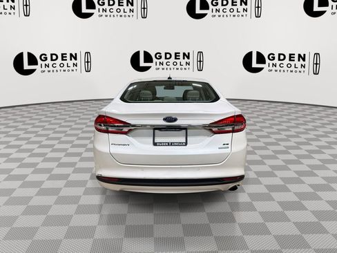 Used 2017 Ford Fusion SE w/ Fusion SE Technology Package image 7