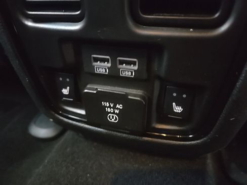 Used 2023 Dodge Durango GT image 86