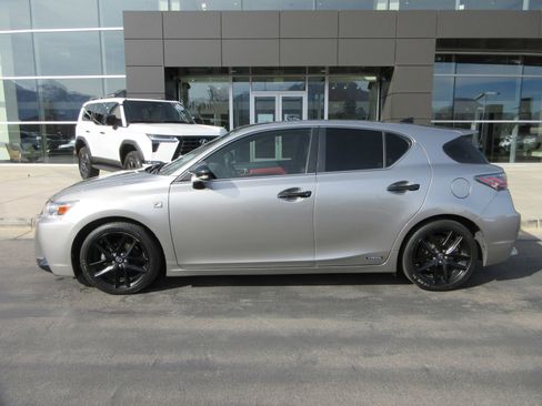 Used 2016 Lexus CT 200h w/ Special Edition image 4