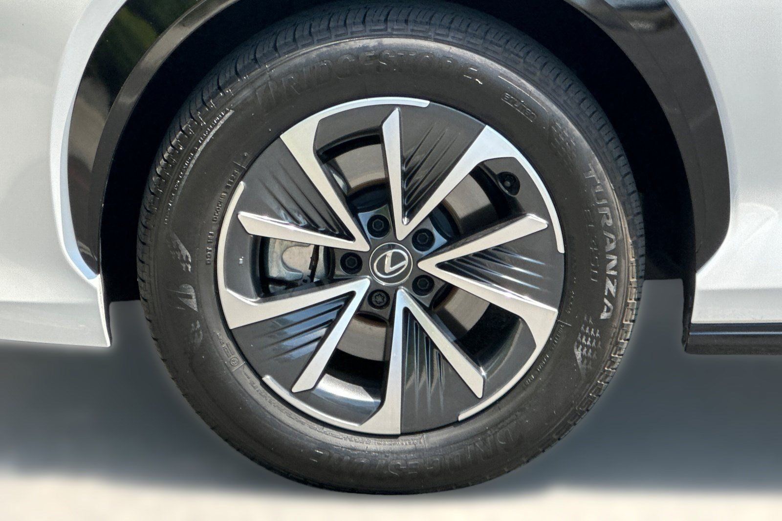 Certified 2025 Lexus RZ 450e AWD/4WD image 14