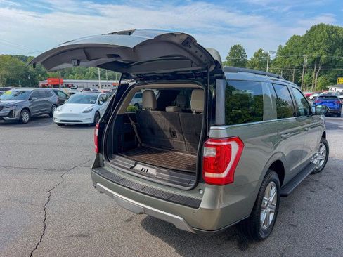 Used 2019 Ford Expedition XLT w/ Equipment Group 201A RWD image 19