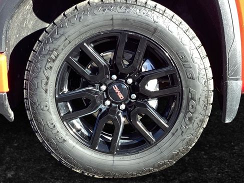 Used 2023 GMC Sierra 1500 Elevation image 27
