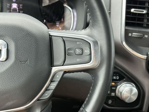 Used 2024 RAM 1500 Laramie AWD/4WD image 23