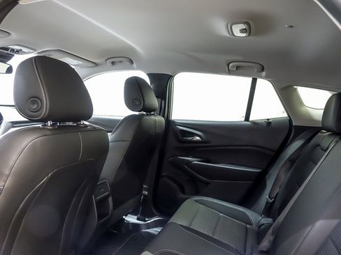 New 2026 Chevrolet Trax LT image 11