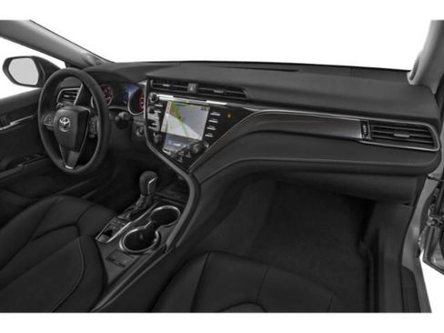 Used 2020 Toyota Camry XSE FWD image 16