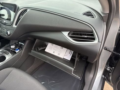 Used 2024 Chevrolet Malibu LT image 51