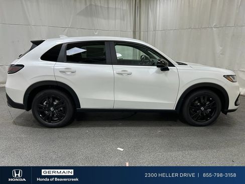 New 2026 Honda HR-V Sport image 8