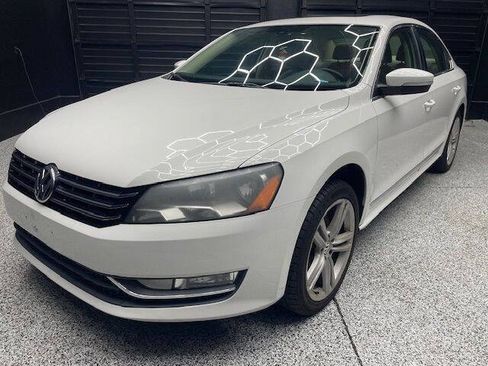 Used 2013 Volkswagen Passat TDI SEL Premium FWD image 1