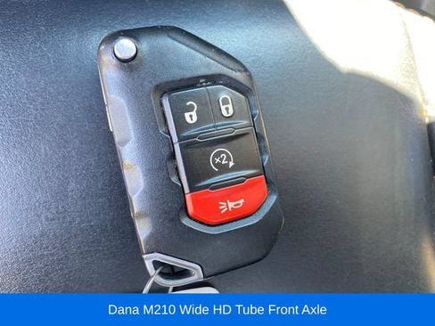 Used 2021 Jeep Wrangler Unlimited Sahara AWD/4WD image 26