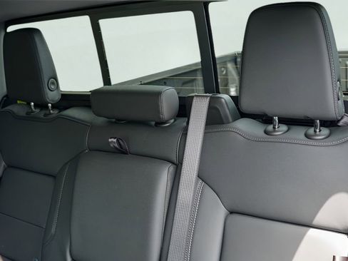 New 2026 GMC Sierra 1500 Elevation w/ Elevation Premium Package AWD/4WD image 21