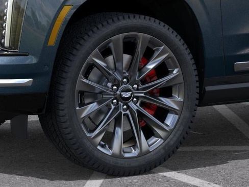 New 2026 Cadillac Escalade ESV Luxury w/ LPO, Radiant Package AWD/4WD image 9