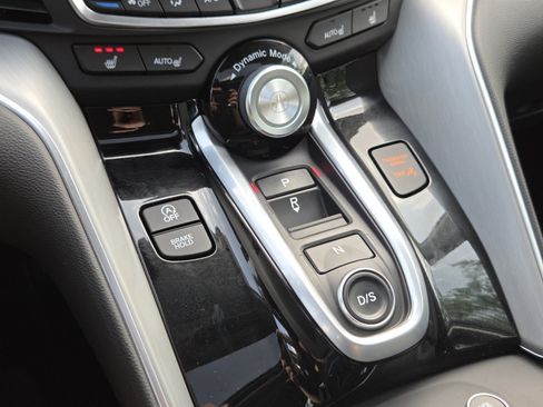 Used 2023 Acura TLX FWD image 33