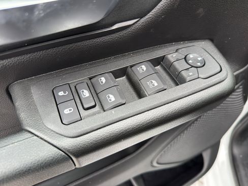 New 2026 RAM 1500 Express image 12