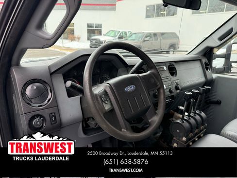 Used 2011 Ford F450 XL w/ Snow Plow Prep Pkg image 4