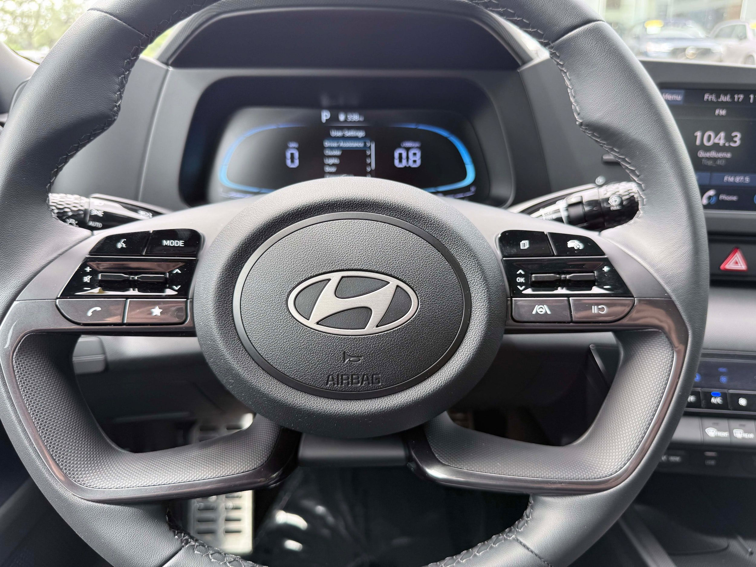 Used 2026 Hyundai Elantra Sport FWD image 17
