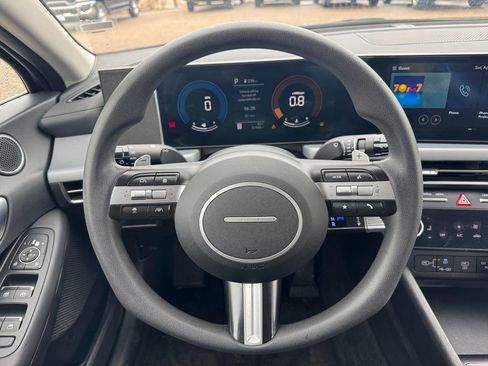 Used 2024 Hyundai Sonata SEL image 11