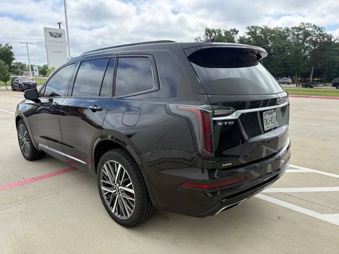 Used 2023 Cadillac XT6 Sport w/ Platinum Package AWD/4WD image 7