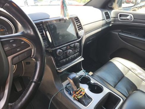 Used 2021 Jeep Grand Cherokee Limited w/ Luxury Group II RWD image 9