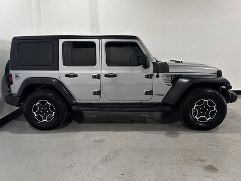 Used 2019 Jeep Wrangler Unlimited Sport S AWD/4WD image 19