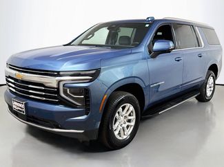 Certified 2026 Chevrolet Suburban LT w/ Comfort Package AWD/4WD video 1