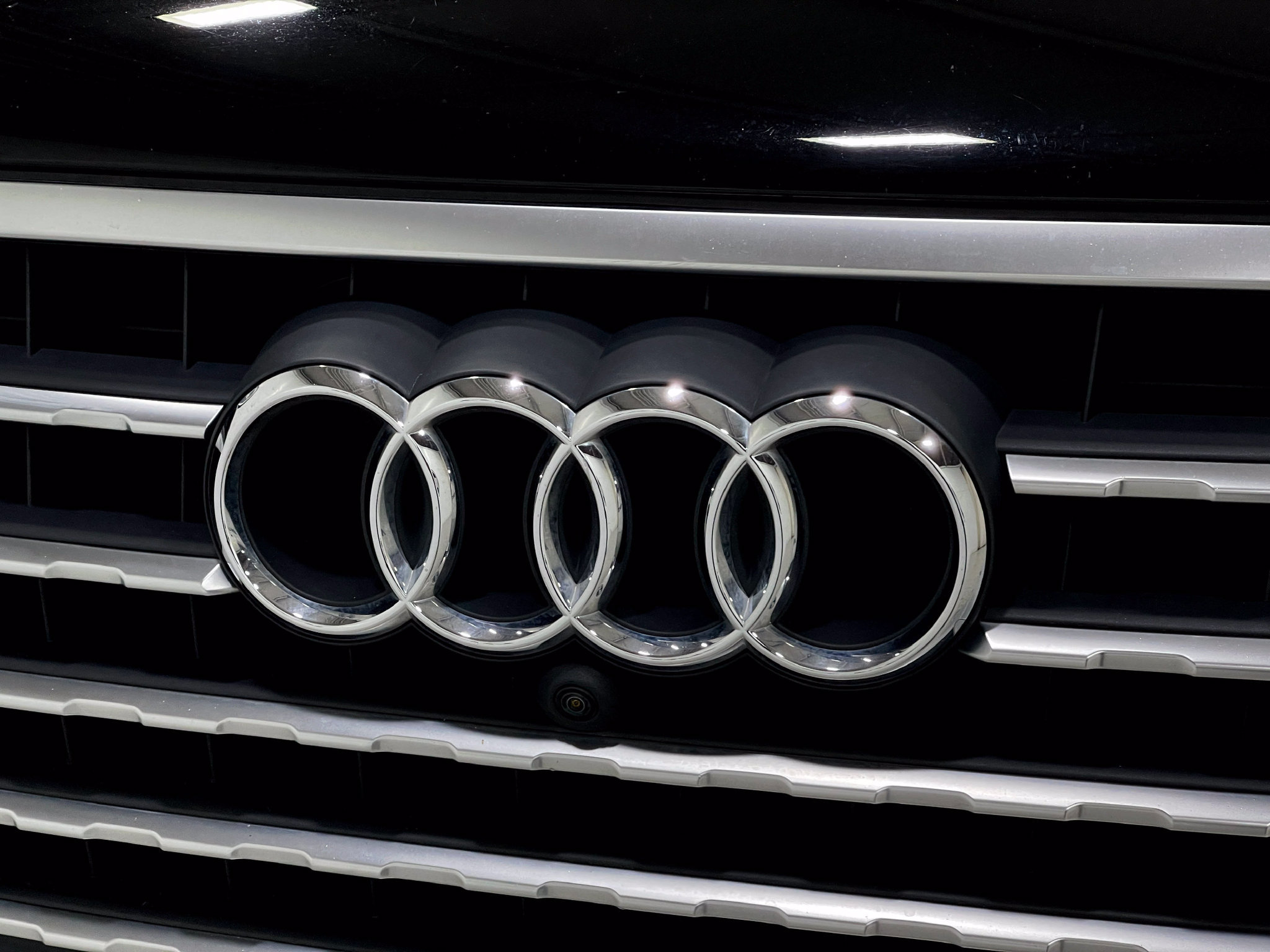 Used 2018 Audi Q7 3.0T Prestige w/ Prestige Package AWD/4WD image 40