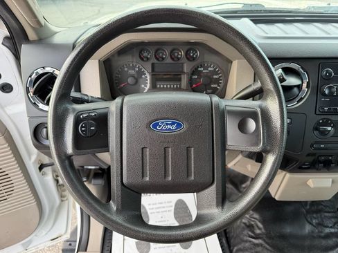 Used 2008 Ford F550 4x4 Regular Cab Super Duty image 14