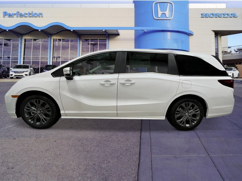 New 2027 Honda Odyssey Touring image 2