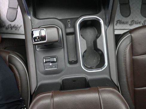 Used 2024 GMC Sierra 1500 Denali w/ Technology Package image 37