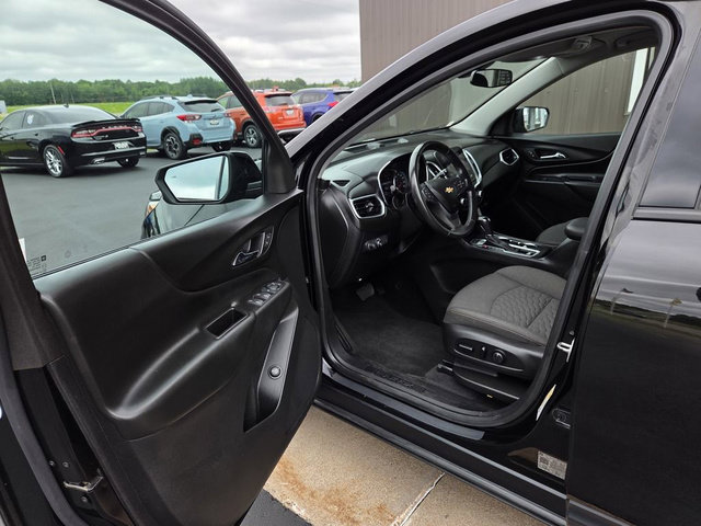 Used 2019 Chevrolet Equinox LT AWD/4WD image 19