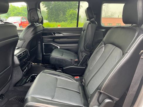 Used 2023 Jeep Wagoneer Series II w/ Advanced All Terrain Group AWD/4WD image 26