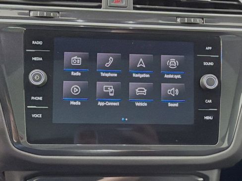 Used 2024 Volkswagen Tiguan SE R-Line AWD/4WD image 14