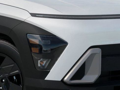 New 2026 Hyundai Kona SEL Premium image 9