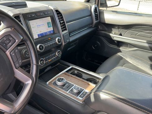 Used 2021 Ford Expedition Platinum image 15