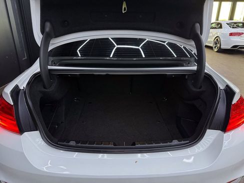 Used 2017 BMW M4 Coupe RWD image 26