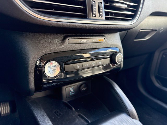 Used 2023 Ford Escape Platinum AWD/4WD image 14