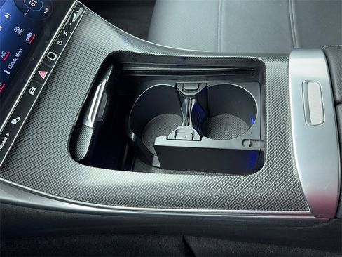 Used 2024 Mercedes-Benz C 300 Sedan image 32