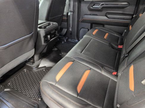 Used 2023 GMC Sierra 1500 AT4 w/ AT4 Premium Package AWD/4WD image 21